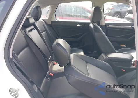 2019 Volkswagen Jetta 1.4T R-Line/1.4T S/1.4T Se из США, поврежденный, VIN 3VWC57BU9KM017772